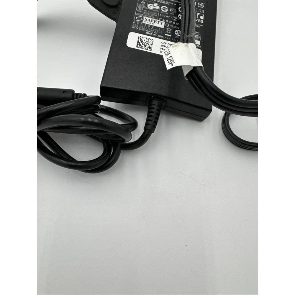 DELL DA130PE1-00 19.5V 6.7A Genuine‎ Original AC Power Adapter Charger